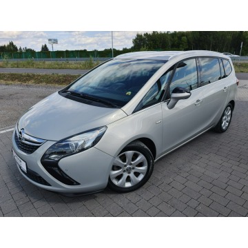Opel Zafira - 2013