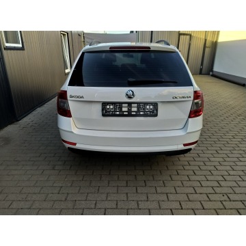 Skoda Octavia  Kombi 2017,  1.4 benzyna - Na sprzedaż za 46 500 zł - Strzała - zdjęcie 6