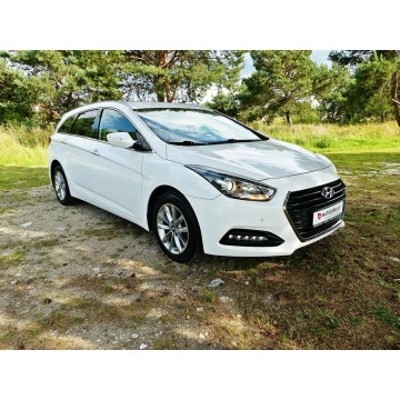 Hyundai i40  Kombi 2016,  1.7 diesel - Na sprzedaż za 29 990 zł - Piła - zdjęcie 3