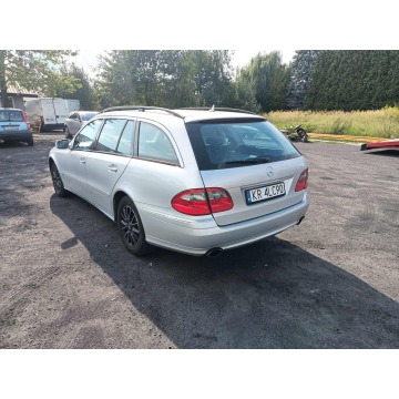 Mercedes - Benz E-klasa  Kombi 2007,  3.0 diesel, automat - Na sprzedaż za 7 950,00 zł - Tarnów - zdjęcie 3
