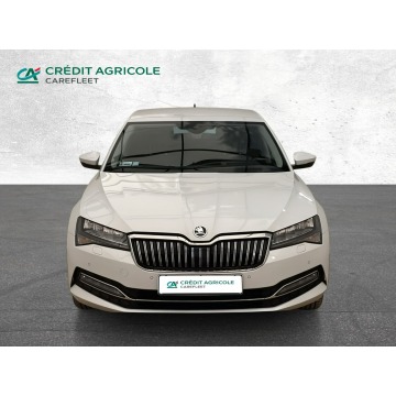 Skoda Superb  Hatchback 2022,  2.0 diesel, automat - Na sprzedaż za 89 900 zł - Warszawa - zdjęcie 2