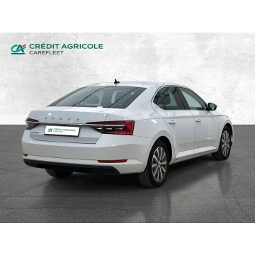 Skoda Superb  Hatchback 2022,  2.0 diesel, automat - Na sprzedaż za 89 900 zł - Warszawa - zdjęcie 5