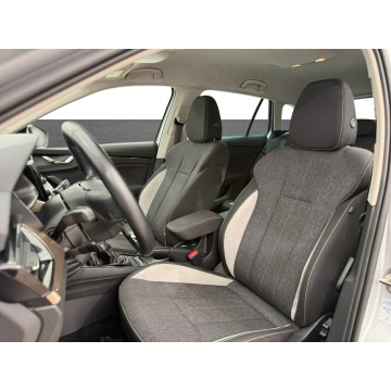 Skoda Scala  Hatchback 2021,  1.5 benzyna, automat - Na sprzedaż za 69 900 zł - Warszawa - zdjęcie 10