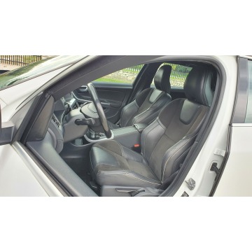 Volvo V60  Kombi 2017,  2.0 diesel, automat - Na sprzedaż za 47 999 zł - Chmielnik - zdjęcie 6