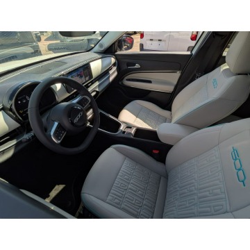 Fiat 600  SUV 2026,  1.2 benzyna, automat - Na sprzedaż za 101 900 zł - Piła - zdjęcie 12