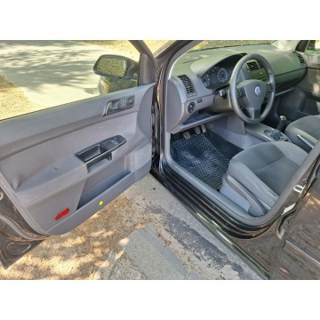 Volkswagen Polo  Hatchback 2009,  1.4 benzyna - Na sprzedaż za 5 700,00 zł - Siewierz - zdjęcie 9