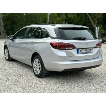 Opel Astra  Kombi 2016,  1.6 diesel - Na sprzedaż za 26 800 zł - Pęcice - zdjęcie 5
