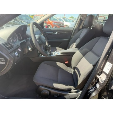Mercedes - Benz C-klasa  Kombi 2010,  2.1 diesel - Na sprzedaż za 21 900 zł - Słupsk - zdjęcie 8