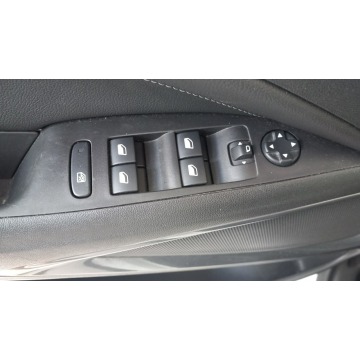 Opel Crossland X  SUV 2022,  1.2 benzyna - Na sprzedaż za 53 900 zł - Łódź - zdjęcie 11