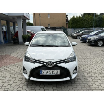 Toyota Yaris  Hatchback 2015,  1.3 benzyna - Na sprzedaż za 39 900 zł - Tarnowskie Góry - zdjęcie 3