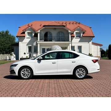 Skoda Octavia  Liftback 2023,  1.5 benzyna, automat - Na sprzedaż za 75 891 zł - Nowe Iganie - zdjęcie 2