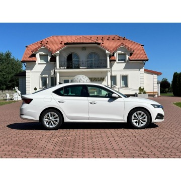 Skoda Octavia  Liftback 2023,  1.5 benzyna, automat - Na sprzedaż za 75 891 zł - Nowe Iganie - zdjęcie 5