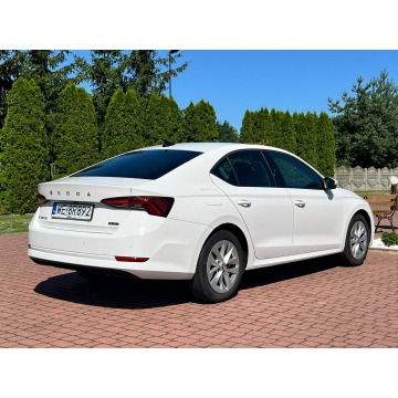 Skoda Octavia  Liftback 2023,  1.5 benzyna, automat - Na sprzedaż za 75 891 zł - Nowe Iganie - zdjęcie 4