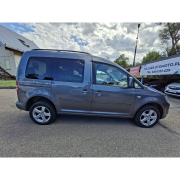 Volkswagen Caddy  Kombi 2013,  2.0 diesel, automat - Na sprzedaż za 45 000 zł - Cieszyn - zdjęcie 6
