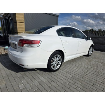 Toyota Avensis  Sedan/Limuzyna 2011,  2.0 diesel - Na sprzedaż za 18 900 zł - Gniezno - zdjęcie 2