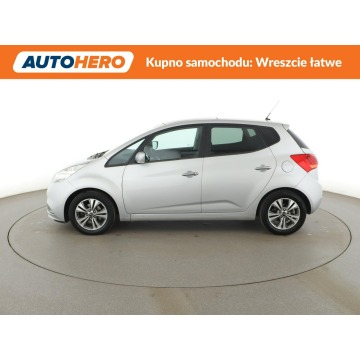 Kia Venga  Minivan/Van 2017,  1.6 benzyna, automat - Na sprzedaż za 46 900 zł - Warszawa - zdjęcie 2