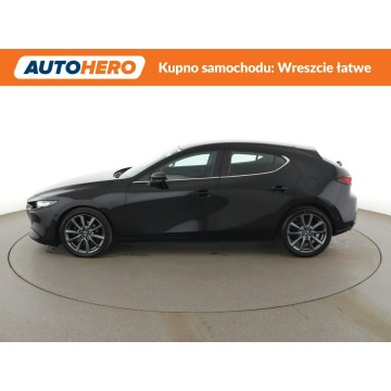 Mazda 3  Sedan/Limuzyna 2019,  2.0 benzyna - Na sprzedaż za 73 900 zł - Warszawa - zdjęcie 2