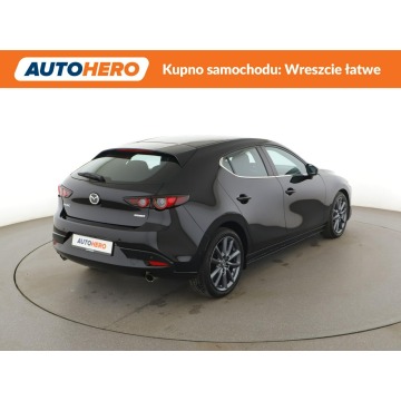 Mazda 3  Sedan/Limuzyna 2019,  2.0 benzyna - Na sprzedaż za 73 900 zł - Warszawa - zdjęcie 7
