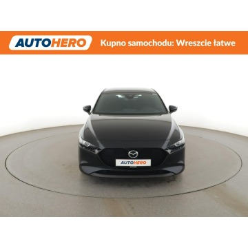 Mazda 3  Sedan/Limuzyna 2019,  2.0 benzyna - Na sprzedaż za 73 900 zł - Warszawa - zdjęcie 11