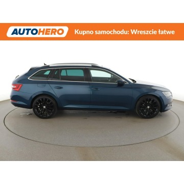 Skoda Superb  Kombi 2019,  2.0 diesel, automat - Na sprzedaż za 81 500 zł - Warszawa - zdjęcie 9