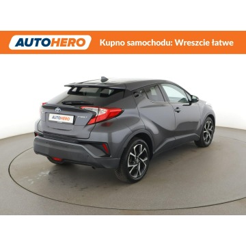 Toyota C-HR  SUV 2019,  1.8 hybryda, automat - Na sprzedaż za 76 900 zł - Warszawa - zdjęcie 7