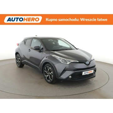 Toyota C-HR  SUV 2019,  1.8 hybryda, automat - Na sprzedaż za 76 900 zł - Warszawa - zdjęcie 10