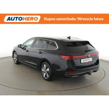 Volkswagen Passat  Kombi 2024,  1.5 benzyna - Na sprzedaż za 119 900 zł - Warszawa - zdjęcie 4