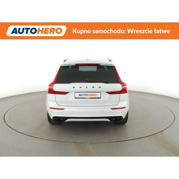 Volvo   SUV 2021,  2.0 hybryda, automat - Na sprzedaż za 120 900 zł - Warszawa - zdjęcie 7