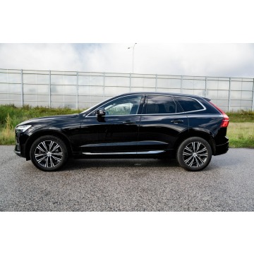 Volvo   SUV 2021,  2.0 benzyna, automat - Na sprzedaż za 154 900 zł - Warszawa - zdjęcie 10