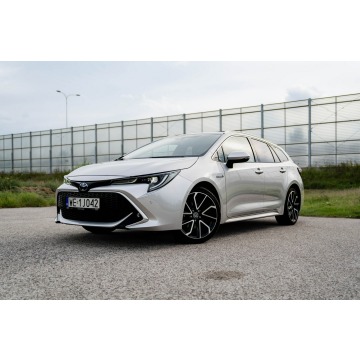 Toyota Corolla Executive 2.0 Hybrid, 184 KM, FV23%, Salon PL