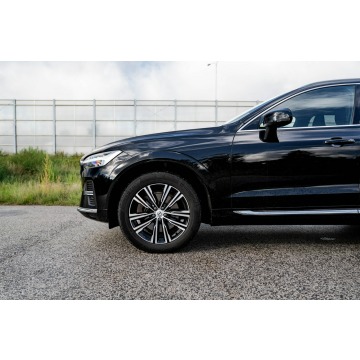 Volvo   SUV 2021,  2.0 benzyna, automat - Na sprzedaż za 154 900 zł - Warszawa - zdjęcie 11