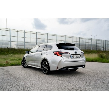 Toyota Corolla  Kombi 2020,  2.0 hybryda, automat - Na sprzedaż za 92 499 zł - Warszawa - zdjęcie 4