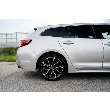 Toyota Corolla  Kombi 2020,  2.0 hybryda, automat - Na sprzedaż za 92 499 zł - Warszawa - zdjęcie 7