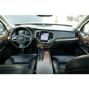 Volvo   SUV 2017,  2.0 benzyna, automat - Na sprzedaż za 119 000 zł - Grójec - zdjęcie 5