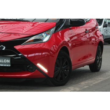 Toyota Aygo  Hatchback 2016,  1.0 benzyna - Na sprzedaż za 25 990 zł - Mysłowice - zdjęcie 5