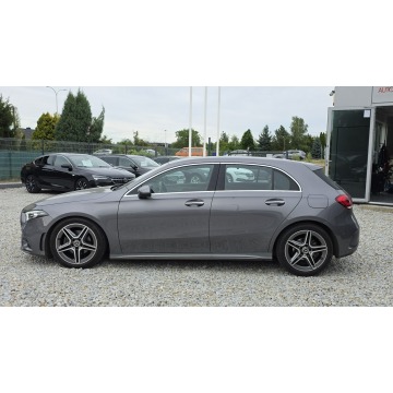 Mercedes - Benz A-klasa  Hatchback 2019,  1.3 benzyna - Na sprzedaż za 84 900 zł - Wrocław - zdjęcie 6