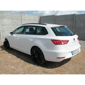 Seat Leon  Kombi 2019,  1.6 diesel - Na sprzedaż za 34 999 zł - Zielenin - zdjęcie 5
