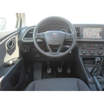 Seat Leon  Kombi 2019,  1.6 diesel - Na sprzedaż za 34 999 zł - Zielenin - zdjęcie 9