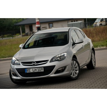 Opel Astra  Hatchback 2015,  1.4 benzyna - Na sprzedaż za 26 900 zł - Ostrów Mazowiecka - zdjęcie 4