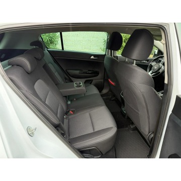 Kia Sportage  SUV 2019,  1.6 diesel, automat - Na sprzedaż za 37 900 zł - Gąsocin - zdjęcie 9