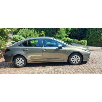 Toyota Corolla  Sedan/Limuzyna 2019,  1.8 hybryda, automat - Na sprzedaż za 55 900 zł - Gdańsk - zdjęcie 5