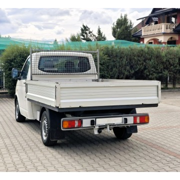 Volkswagen Transporter 2004,  2.5 diesel - Na sprzedaż za 20 800 zł - Nowy Sącz - zdjęcie 3