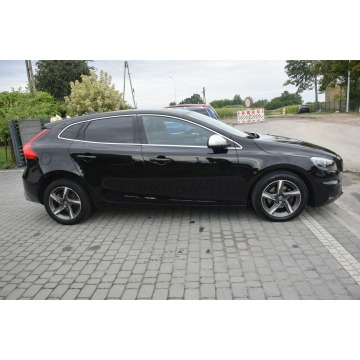 Volvo V40  Hatchback 2015,  2.0 diesel - Na sprzedaż za 32 900 zł - Majdan Sieniawski - zdjęcie 11