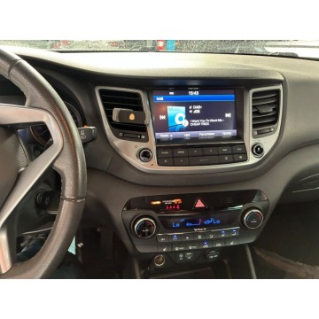 Hyundai   SUV 2016,  1.6 - Na sprzedaż za 52 800 zł - Malutkie - zdjęcie 3