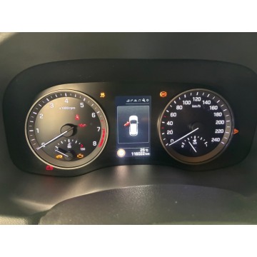 Hyundai   SUV 2016,  1.6 - Na sprzedaż za 52 800 zł - Malutkie - zdjęcie 5
