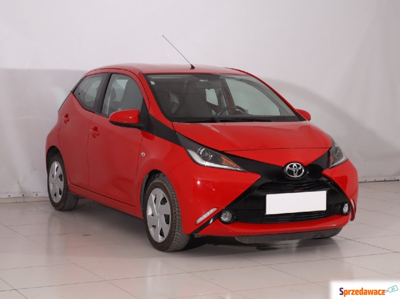 Toyota Aygo  Hatchback 2017,  1.0 benzyna - Na sprzedaż za 33 000 zł - Sopot