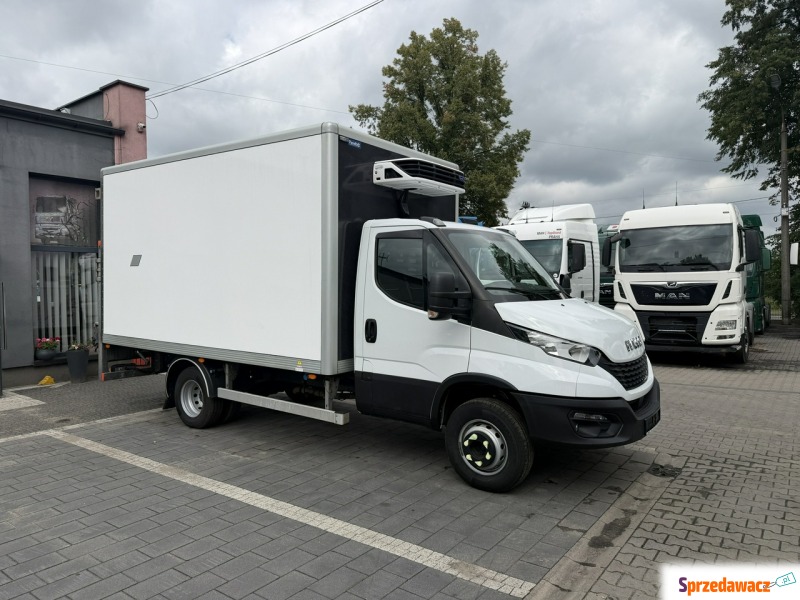 Iveco Daily 2024,  3.0 diesel, automat - Na sprzedaż za 139 000 zł - Kozerki