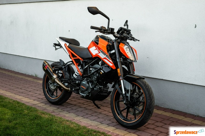 KTM duke - 125 R 2018 AKRAPOVIĆ ABS Raty Tran... - Motocykle sportowe - Radom