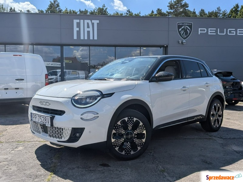 Fiat 600  SUV 2026,  1.2 benzyna, automat - Na sprzedaż za 101 900 zł - Piła
