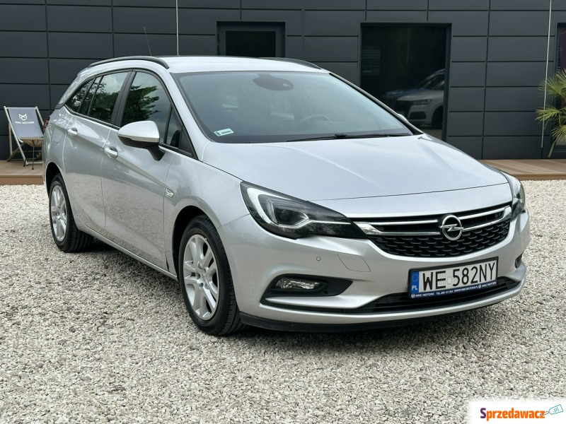 Opel Astra  Kombi 2016,  1.6 diesel - Na sprzedaż za 26 800 zł - Pęcice